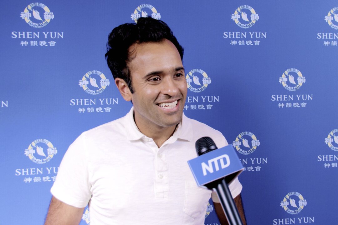 Vivek Ramaswamy at the Shen Yun Performing Arts performance at Ohio Theatre, in Columbus, on March 6, 2022. (NTD)