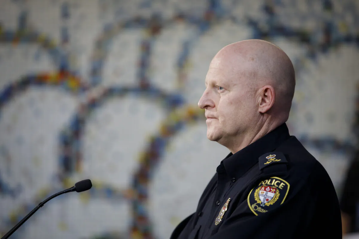 Ottawa interim police chief Steve Bell speaks to reporters during a press conference in Ottawa, on Feb. 20, 2022. (Cole Burston/The Canadian Press)