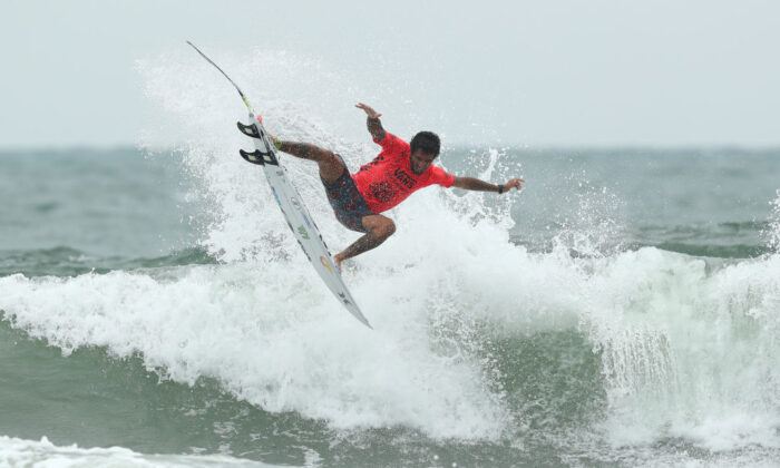 Air Game the Difference in MEO Pro Portugal Men’s Surfing Quarter Finals