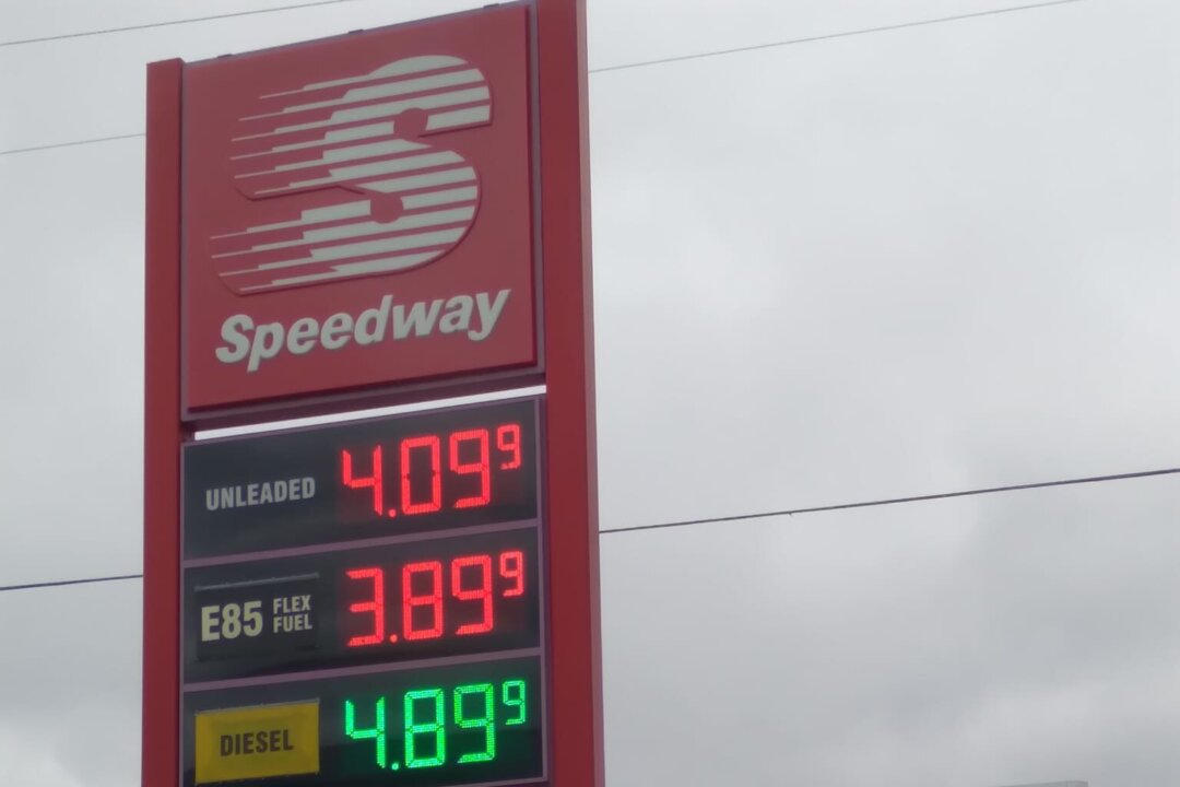 Biden: Gas Prices Are ‘Going to Go Up’, ‘Can’t Do Much’ About It