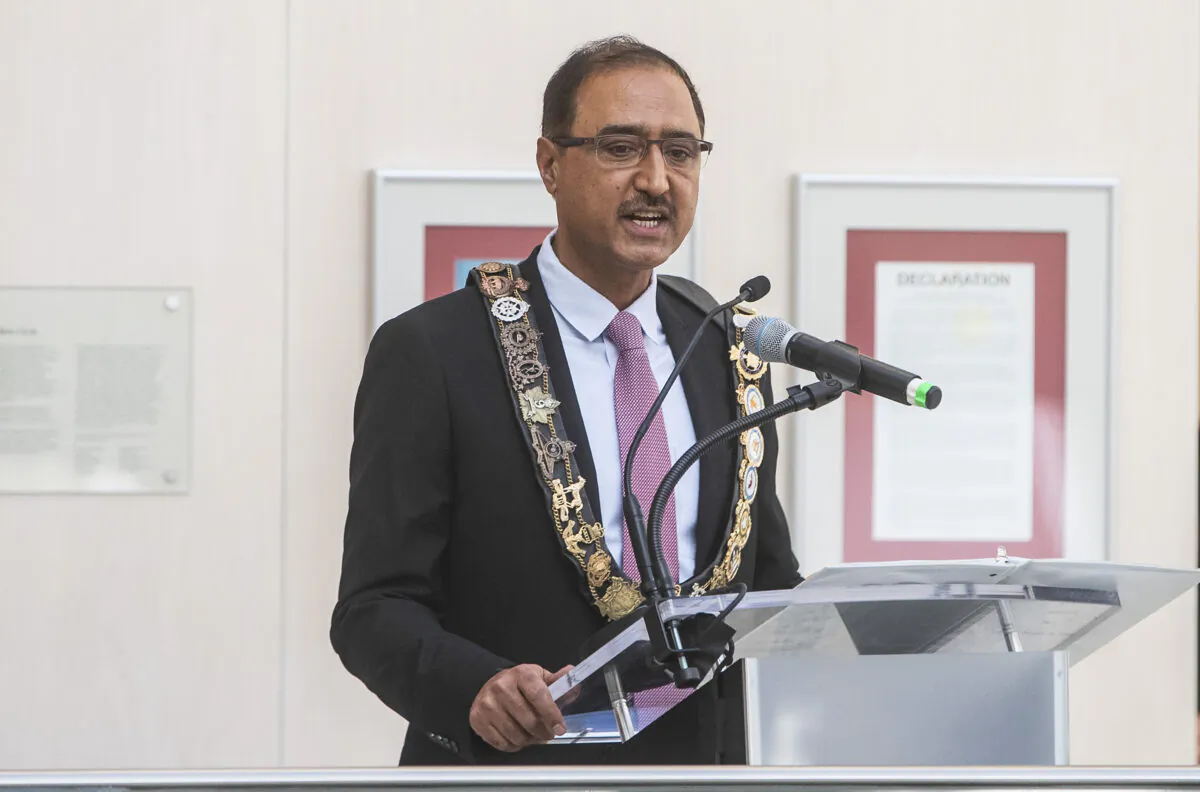 Edmonton Mayor Edmonton Amarjeet Sohi in Edmonton on Oct. 26, 2021. (The Canadian Press/Jason Franson)