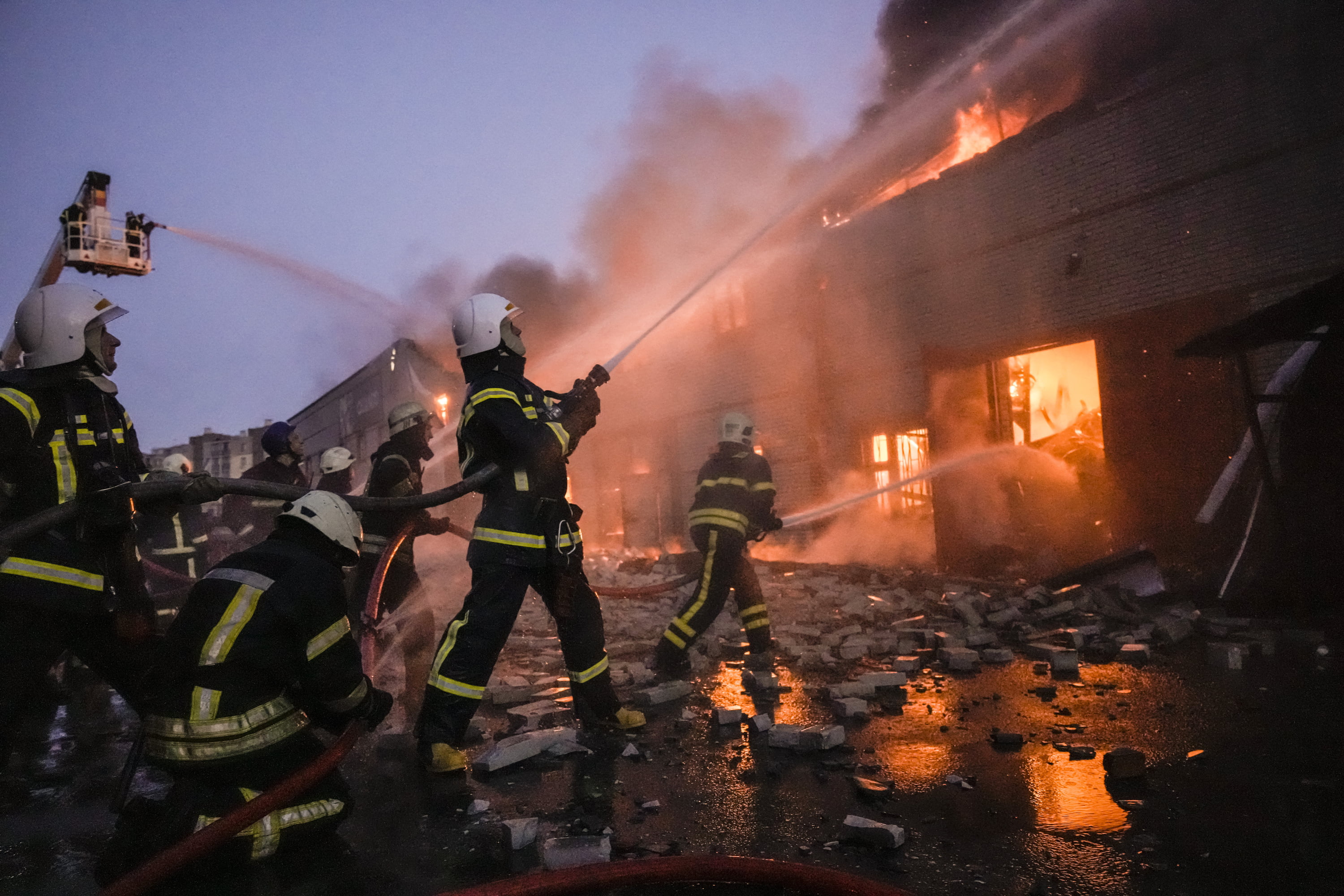 Convoy of UK Fire Trucks Heading to Ukraine to Help Emergency Services - Vimarsana News