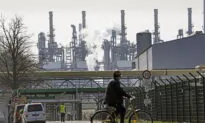Germany Triggers Emergency Plan as Putin Wants Gas Paid in Rubles