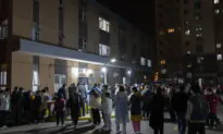 Shanghai Residents Bang on Pots and Woks to Protest Lockdown
