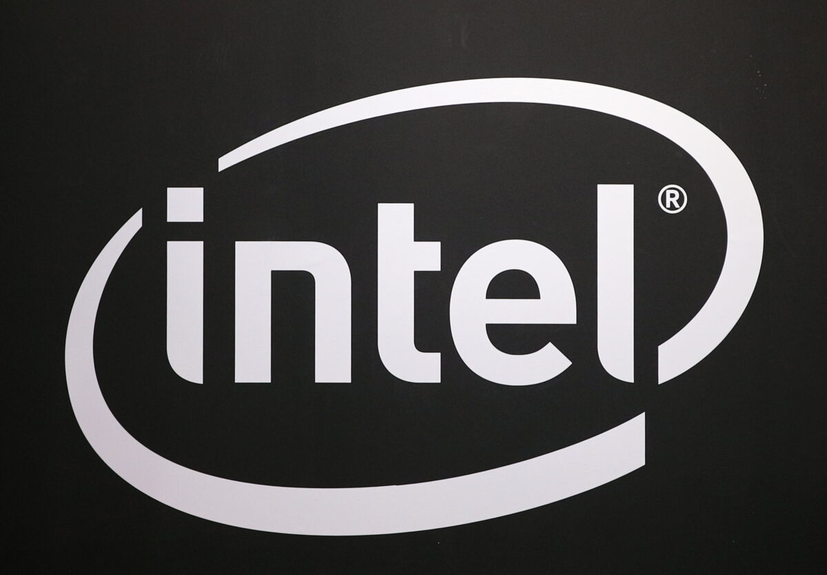 A smaller rival to the dutch firm in that sphere of chipmaking gear . Intel Unveils $88 Billion Chipmaking Expansion Plan for Europe - NEWZSPY