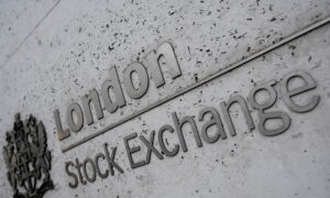 British Regulator Easing Rules to Stem Company Outflow From UK Stock Markets