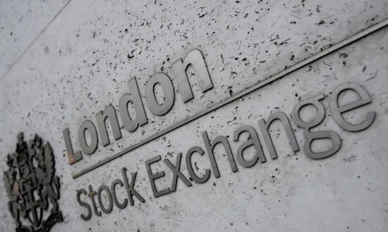 British Regulator Easing Rules to Stem Company Outflow From UK Stock Markets