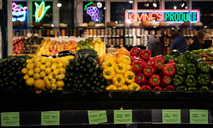 Vegetables are pictured at a produce shop at Reading Terminal Market after the inflation rate hit a 40-year high in January, in Philadelphia, Pa., on Feb. 19, 2022. (Hannah Beier/Reuters)