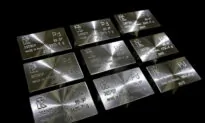 Gold, Palladium Retreat From Highs