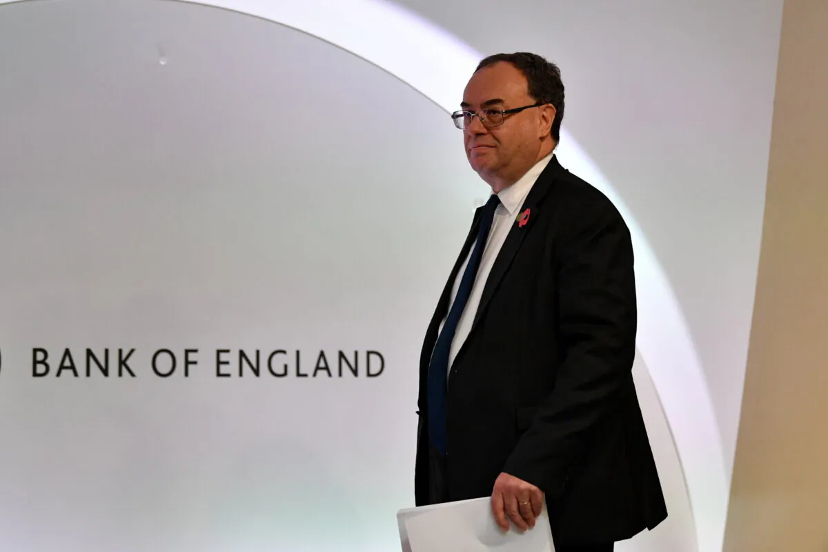 Bank of England Governor Andrew Bailey arrives to address the Monetary Policy Report Press Conference at the Bank of England, in London, on Nov. 4, 2021. (Justin Tallis/Pool via Reuters)