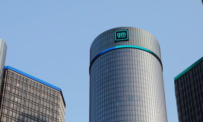 GM Bets $3.5 Billion More on Self-Driving Tech Unit as SoftBank Exits