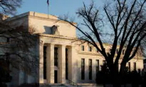 US Business Activity Rises to Eight-Month High in March: Survey