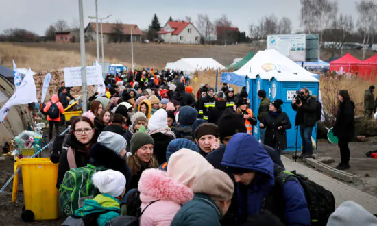 Volunteers in Texas Coordinate Evacuation of Orphans From Ukraine via Social Media