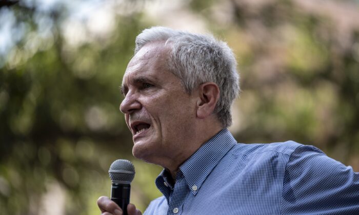 Rep. Lloyd Doggett (D-Texas) speaks in Austin, Texas, in a file image. (Sergio Flores/Getty Images)