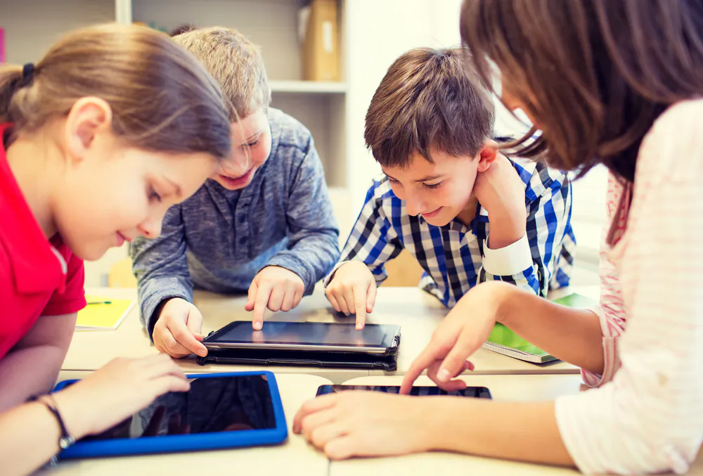 Setting rules for how much screen time your child has each day can have long term benefits. Also consider screen time limits should be age appropriate. (Shutterstock)
