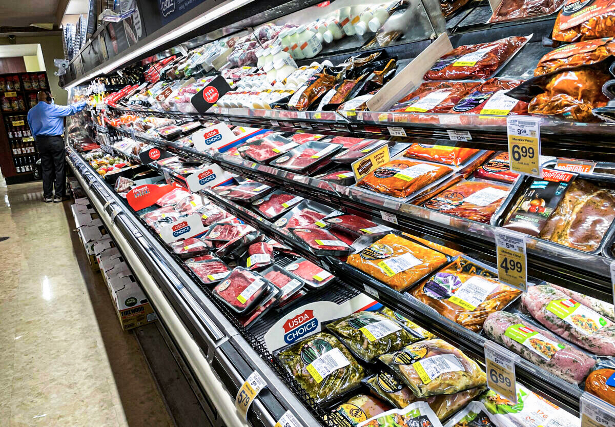 CEOs of Meatpacking Giants Deny Price-Fixing Amid Soaring Food Prices - Vimarsana News