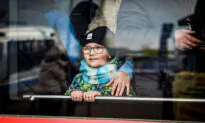 New Ukrainian Refugee Route ‘Could Bring Tens of Thousands to UK’: Minister