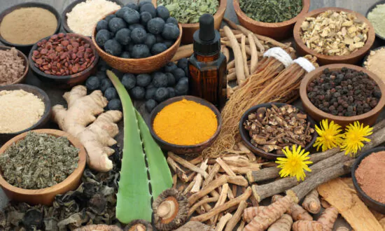 Beat Chronic Stress With Adaptogenic Herbs