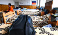 Chinese Student in Kyiv Says Embassy’s Evacuation Efforts Made Her See Through Regime’s Propaganda