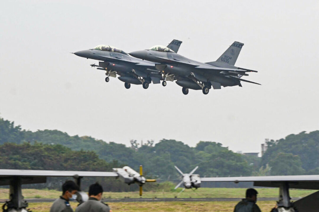 Taiwan Will Defend Differently Than Ukraine in Event of Chinese Invasion: Expert