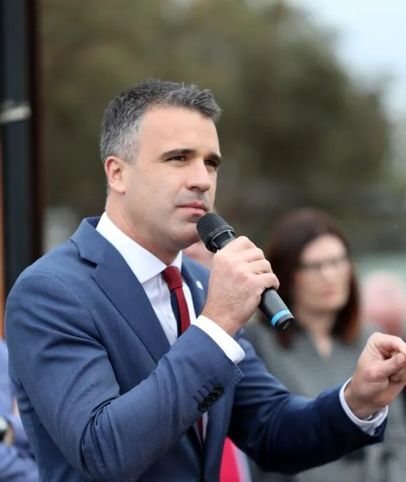 South Australian then Opposition leader and Leader Peter Malinauskas speaks to Australian Submarine Corporation workers in Adelaide on Monday, September 2, 2019. (AAP Image/Kelly Barnes)