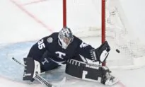 NHL Roundup: Sabres Knock Off Maple Leafs in Canadian Outdoors