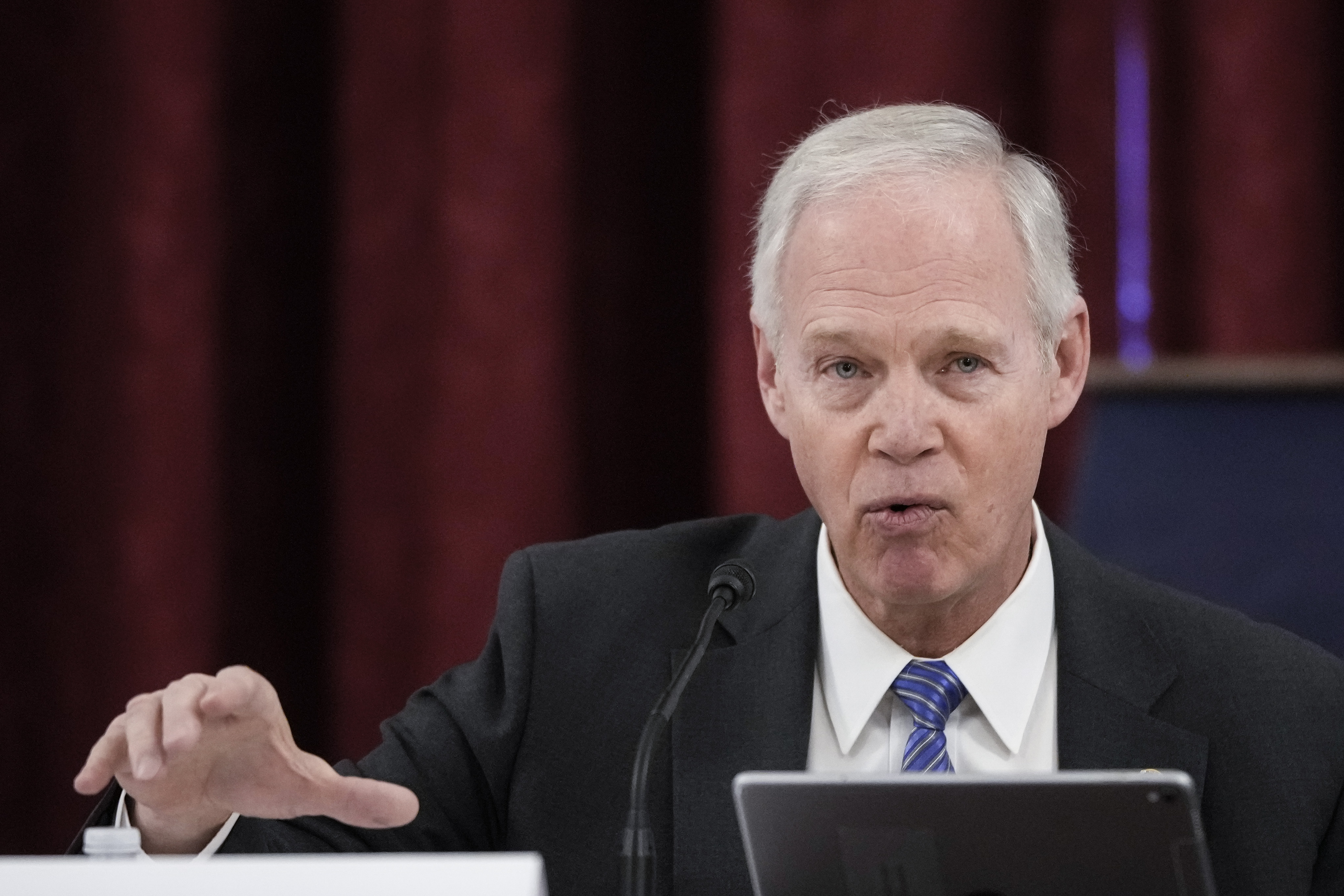 4 Takeaways from Sen. Johnson's Panel on COVID-19 Vaccines - Vimarsana News