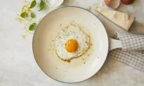 Crispy Lemon-Fried Eggs