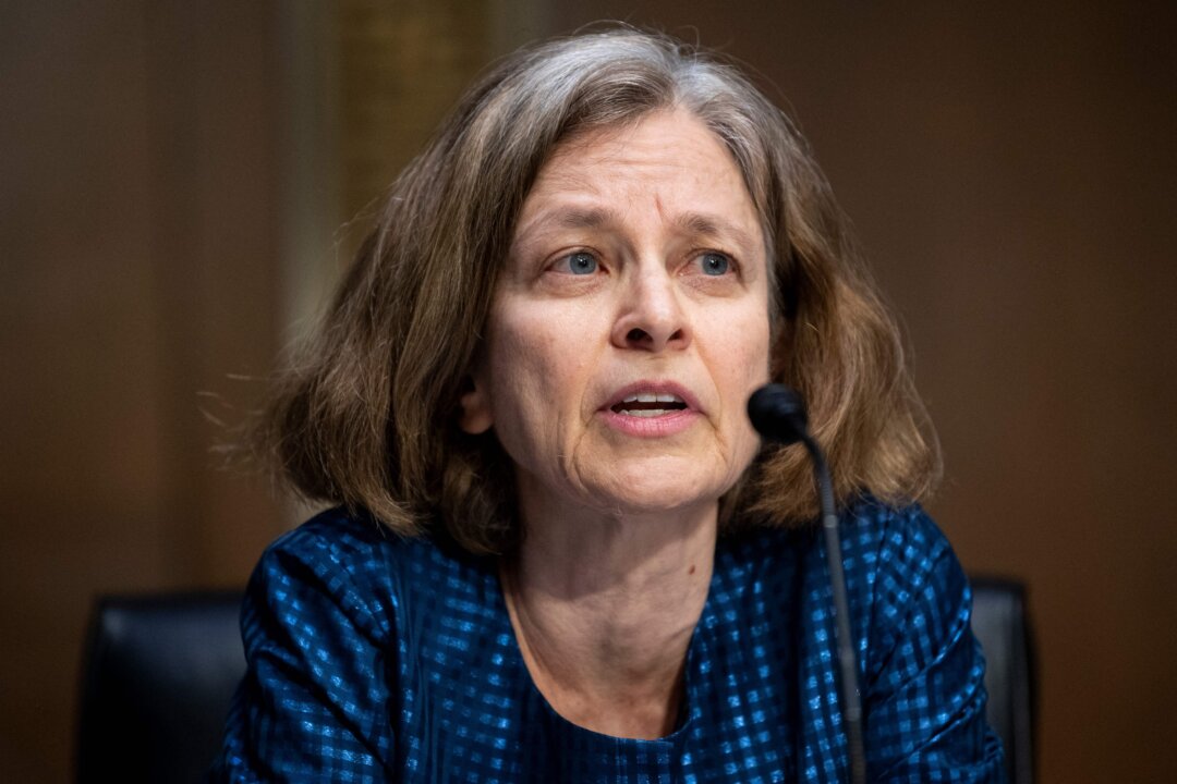 Biden Withdraws Raskin’s Fed Nomination After Manchin Shoots It Down