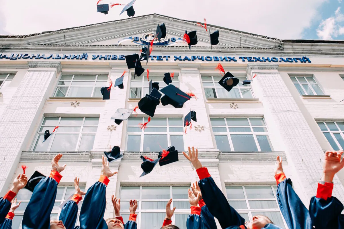 Juggling personal, professional, and school commitments is difficult, but the feeling of accomplishment upon graduation makes it all worthwhile. (Vasily Koloda/Unsplash)