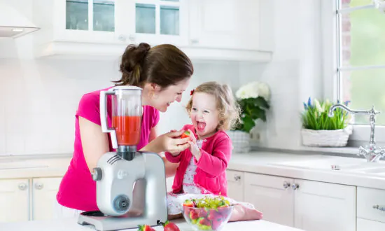 Lower Cholesterol Naturally With Strawberries