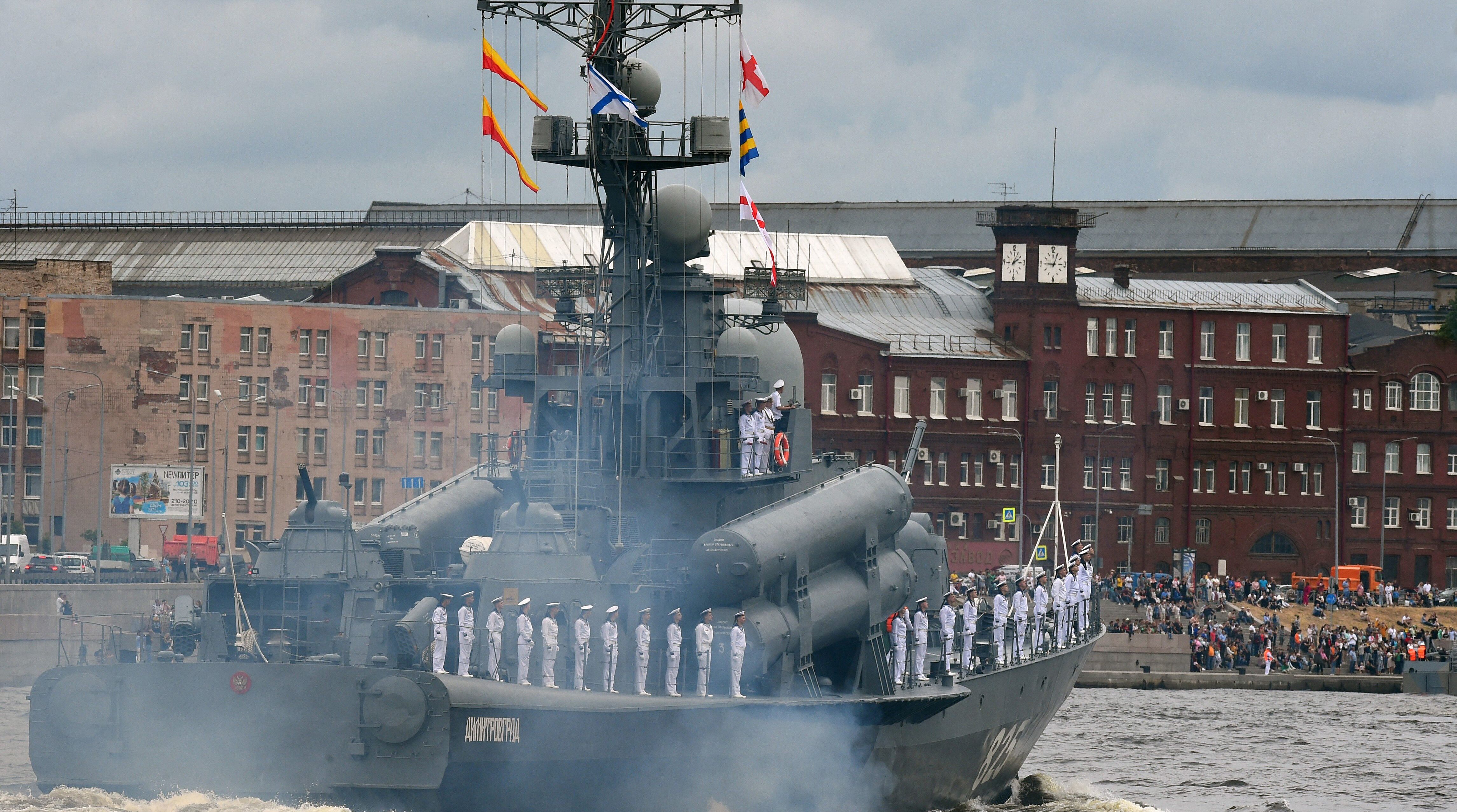 LIVE UPDATES: Ukraine Says Russian Warships Fire Missiles - Vimarsana News
