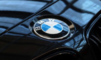 BMW Joins Other Carmakers in Ukraine Crisis Output Warning