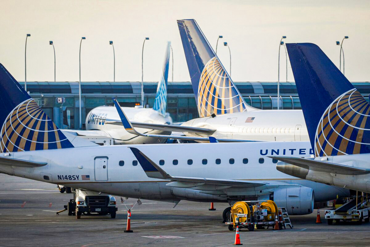 Capitol Report (April 19): Passengers and Crews Celebrate Ending Mask Mandate - Vimarsana News