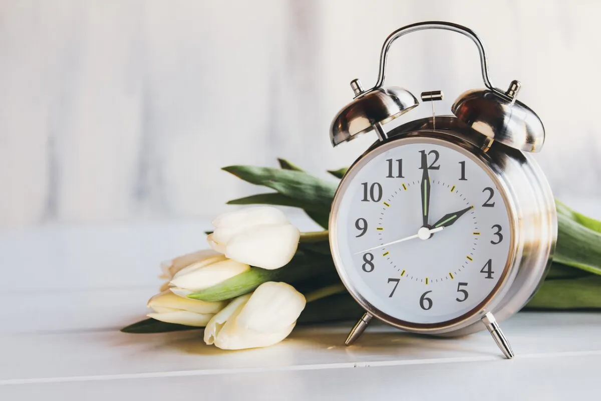 Daylight saving time will begin at 2 a.m. on March 10 and end on Nov. 3. (Jeff Pachoud/AFP via Getty Images)