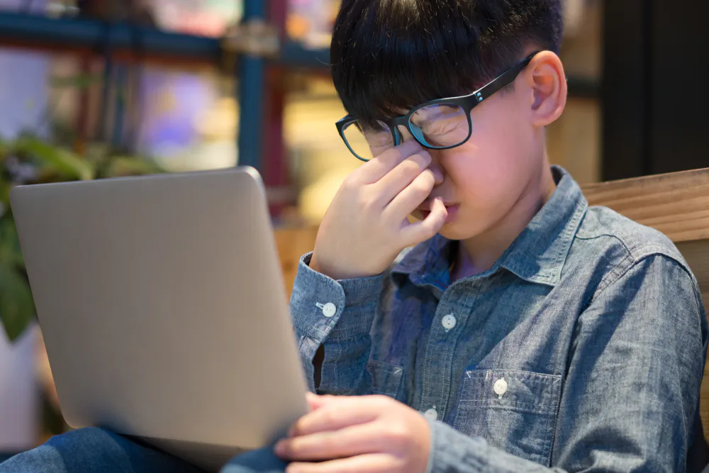 The eyes of children are sensitive to blue light, and not until they are about twenty years old have they developed enough to handle blue light. (Shutterstock)