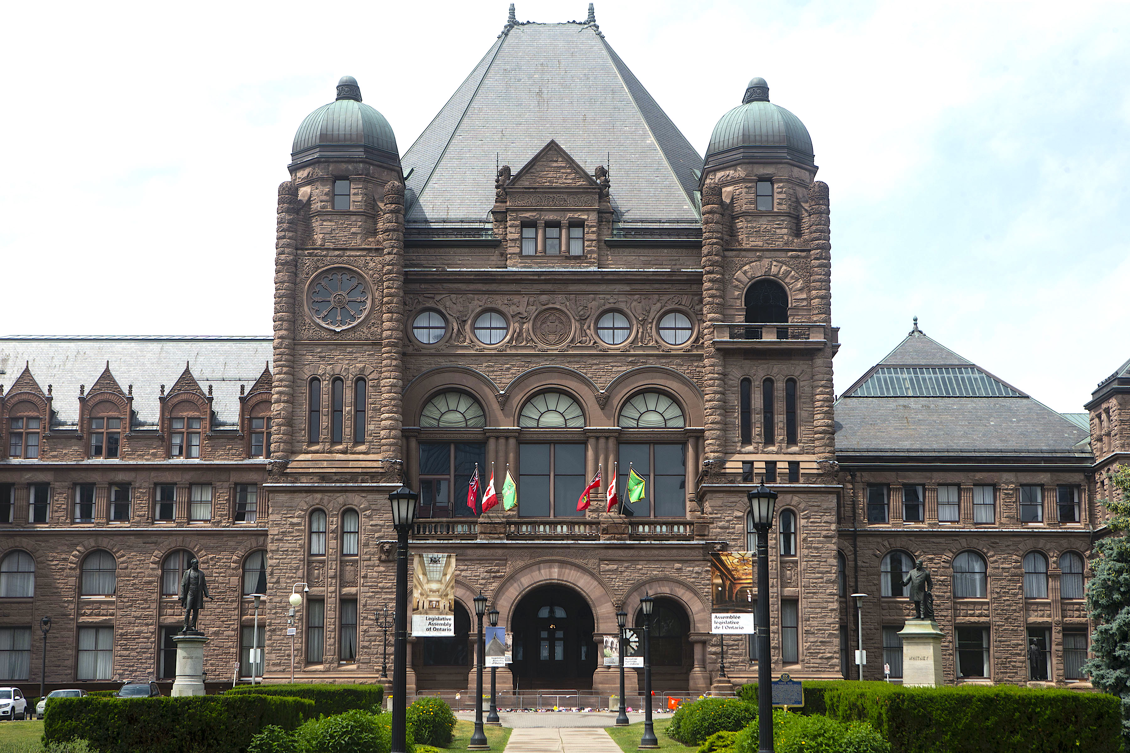 Ontario Legislature Eyes Full Shutdown for Major Renovations; Likely to Cost Over $1B - Vimarsana News