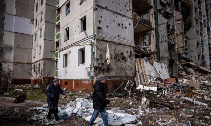 Damaged buildings in Chernihiv, Ukraine, in a file image. (Dimitar Dilkoff/AFP via Getty Images)