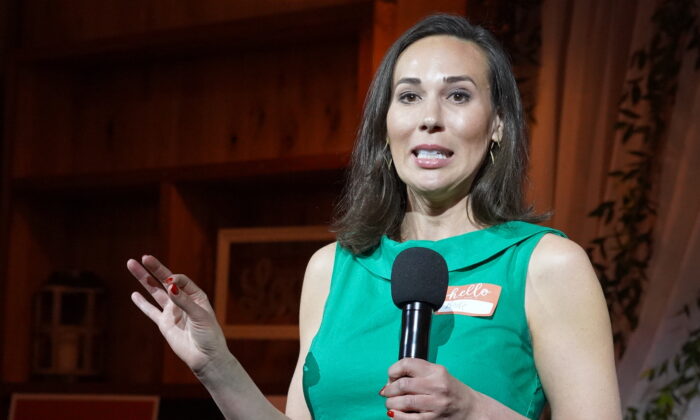 Brooke Taylor, a Republican candidate for the 10th Congressional District of Virginia, at a Patriot Pub forum in Hamilton, Va., on Mar. 17, 2022. (Terri Wu/The Epoch Times)