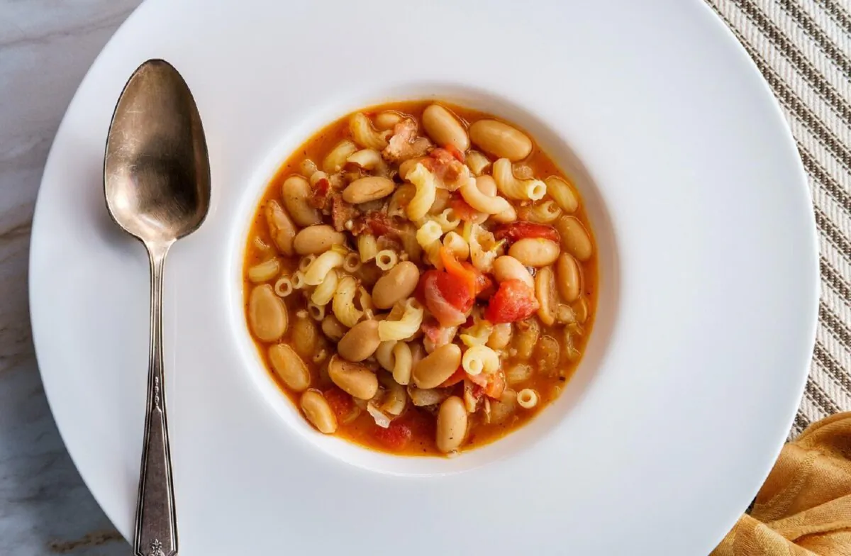 Pasta e Fagioli (Ezume Images/Shutterstock)