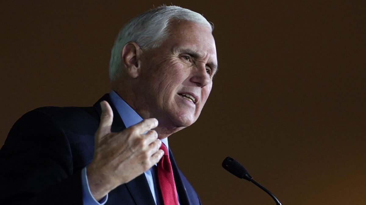 NextImg:Indictment of Trump 'An Outrage,' Sends 'Terrible Message' About US Justice System: Mike Pence