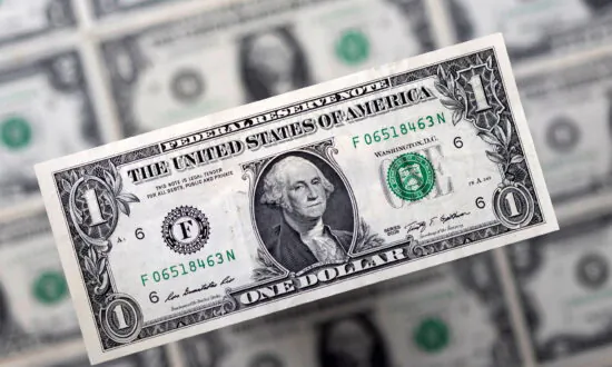 Dollar Index Marches to 20-Year High as Rivals Crumble