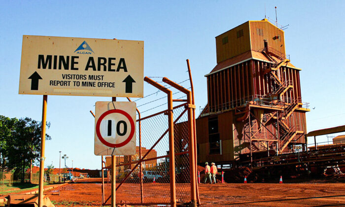 The Alcan Gove bauxite mine and alumina processing plant is the largest industrial undertaking in the Northern Territory, Australia on Dec. 3, 2005. (Torsten Blackwood/AFP via Getty Images)
