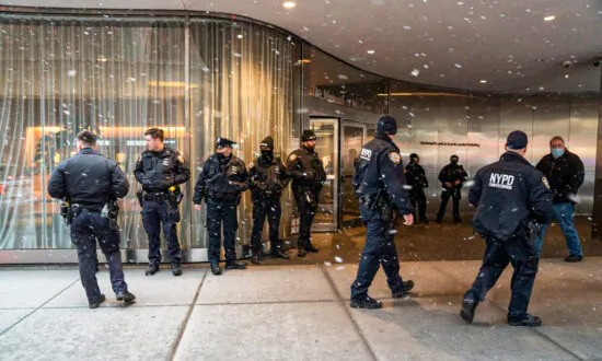 NY Museum Stabbing Suspect Arrested in Pennsylvania After Setting Fire to Motel Room