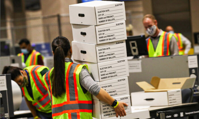 Election workers count ballots in Philadelphia, Pa., on Nov. 4, 2020. (Spencer Platt/Getty Images)