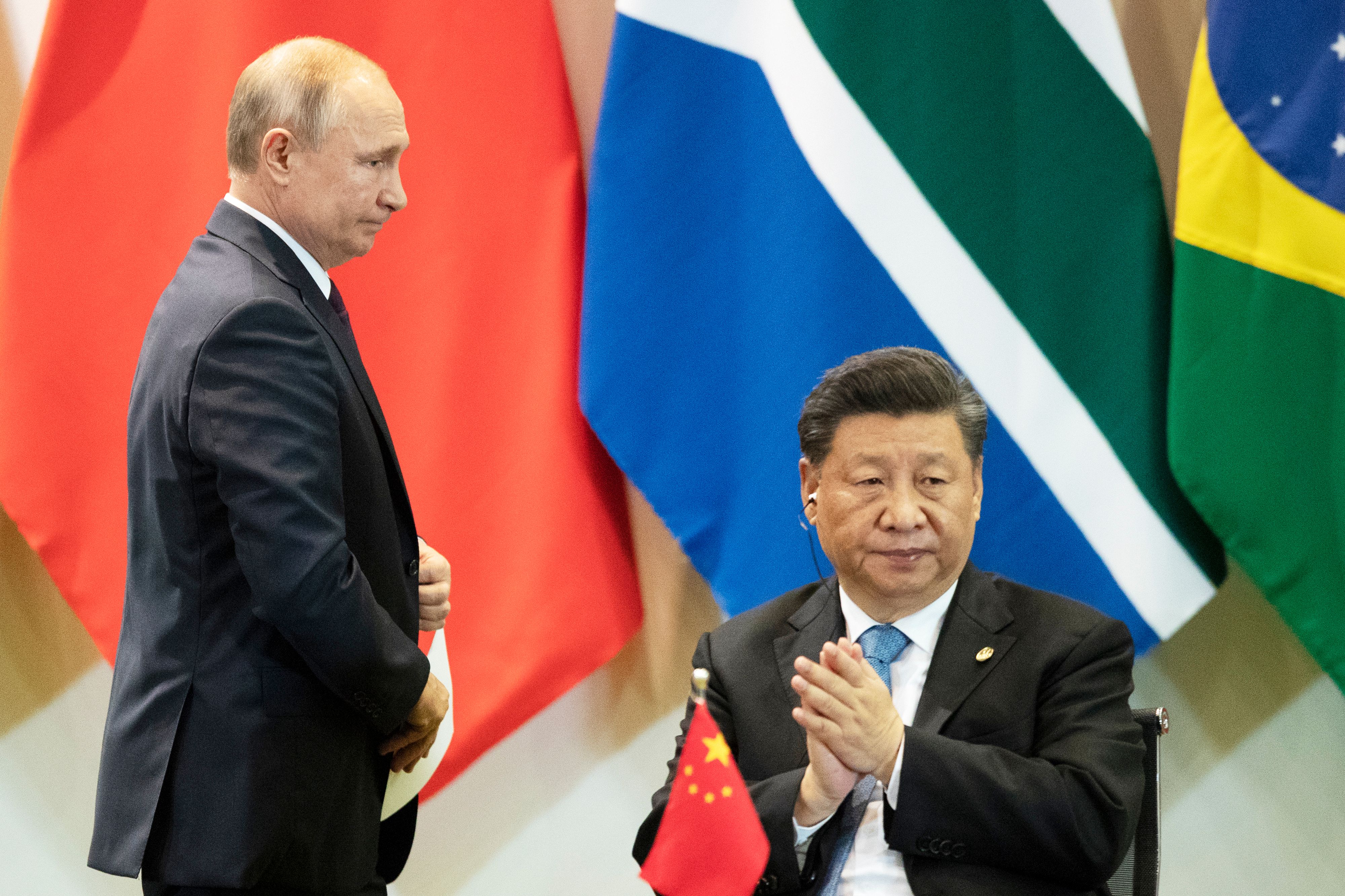 Включи китай. XI Jinping и Путин. Россия и Китай вместе. Путин и МИД КНР. Си Цзиньпин.