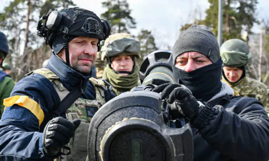 Rebuilding UK Weapons Stockpile to Pre-Ukraine War Level Could Take Years: Military Chief