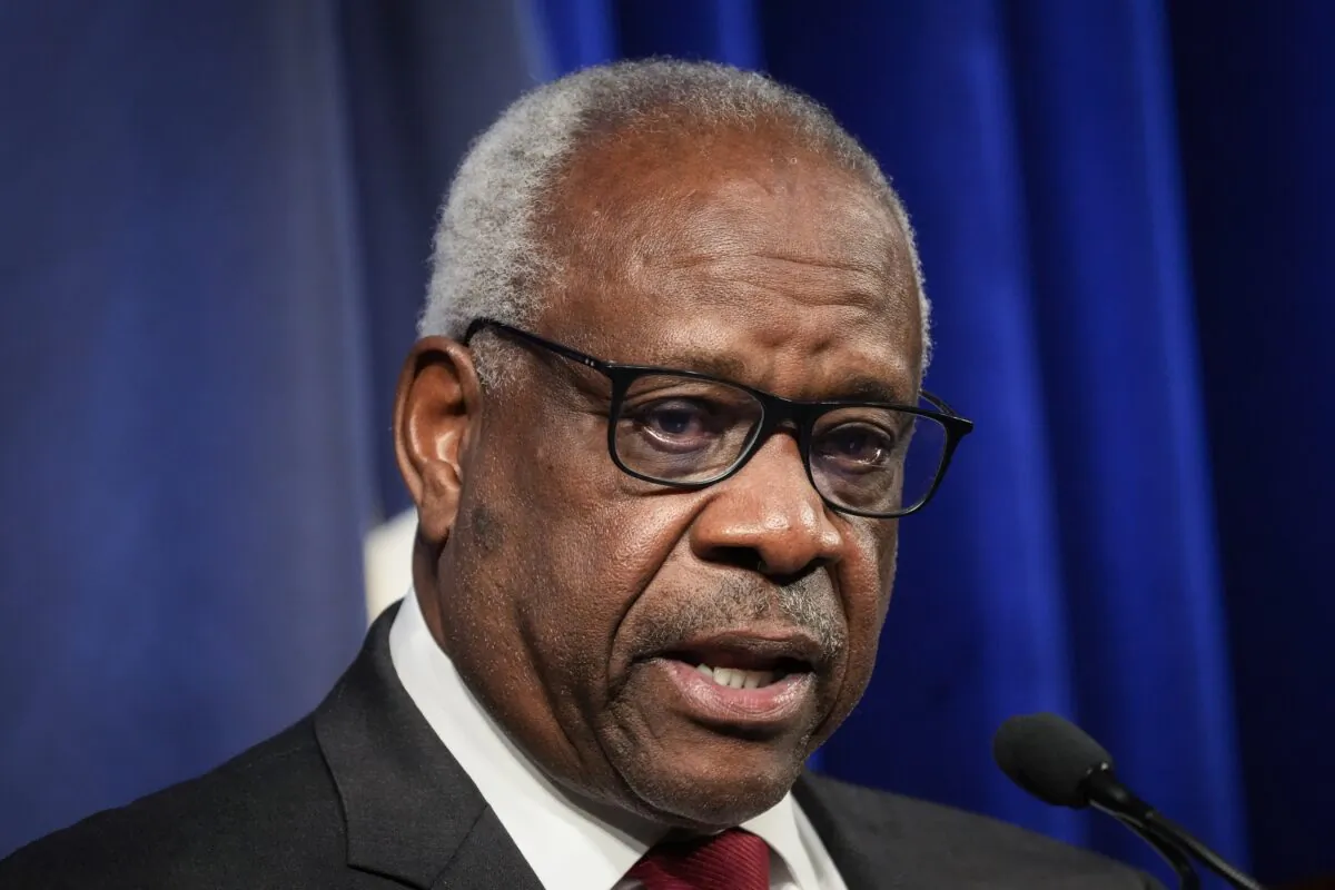 Supreme Court Justice Clarence Thomas speaks during an event in Washington on Oct. 21, 2021. (Drew Angerer/Getty Images)
