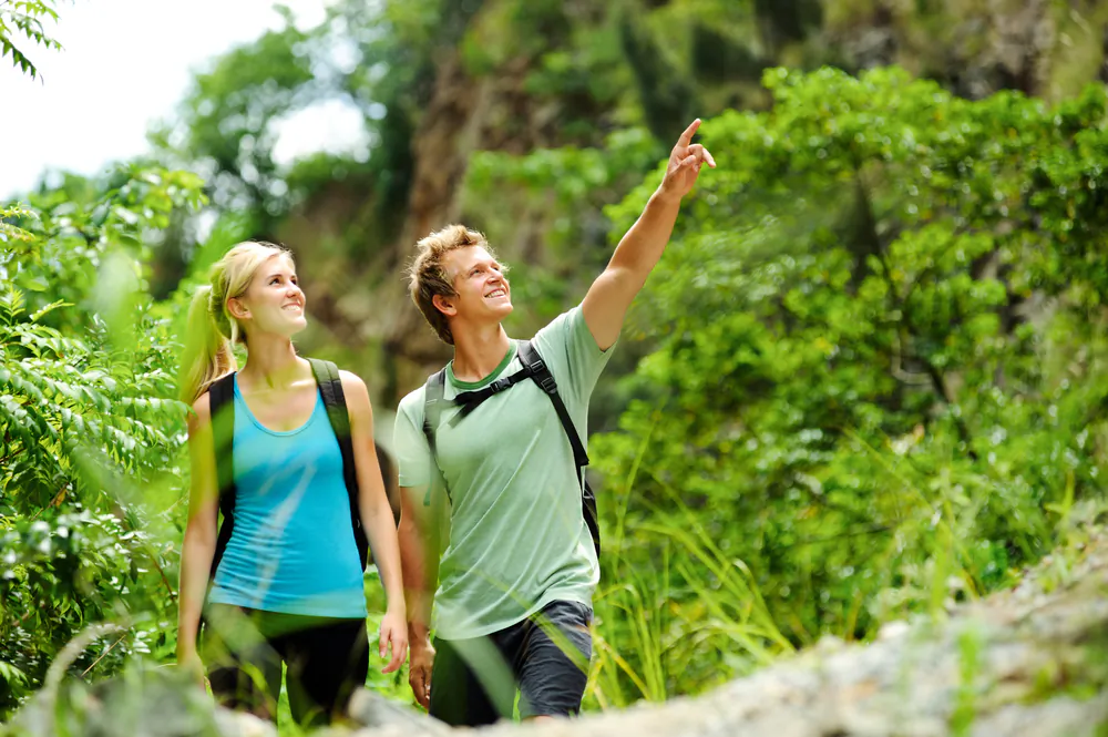 Walking can have many health benefits, from improving endurance, reducing blood sugar, and even blood pressure. (Shutterstock)