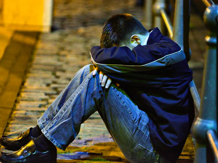 A study following 2,000 Victorian teenagers from 1992 to 2008 found that one in 12 reported they had self-harmed between the ages 14 and 19. The study was published in the Lancet as part of an ongoing project exploring self-harm among young people. (Matt Cardy/Getty Images)